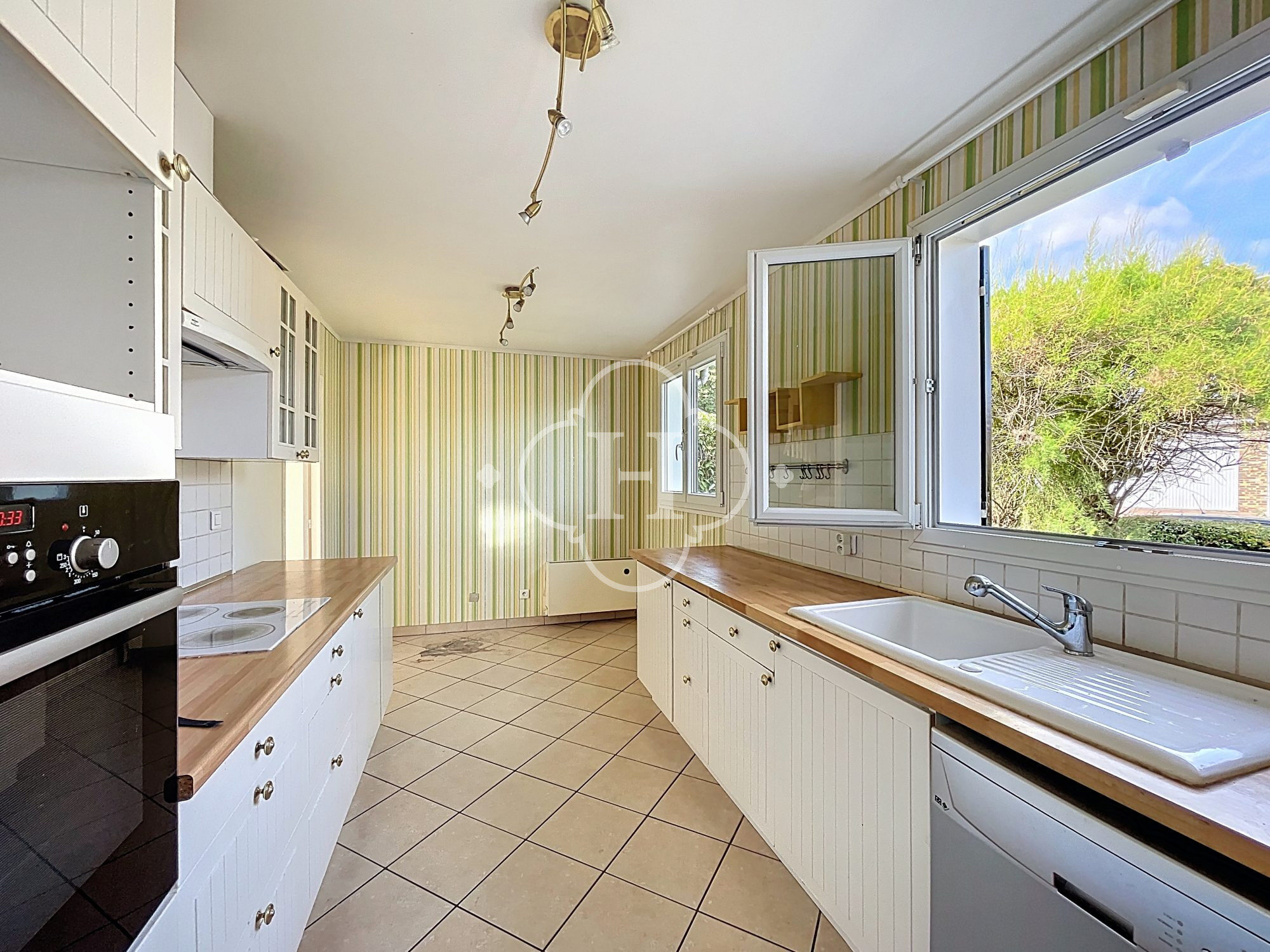 Property view 5
